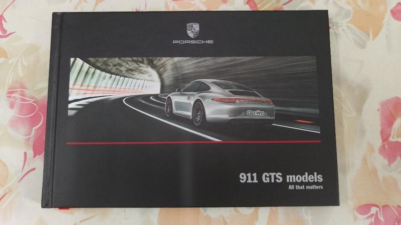 PORSHCE 911 GTS models All that matters (049)