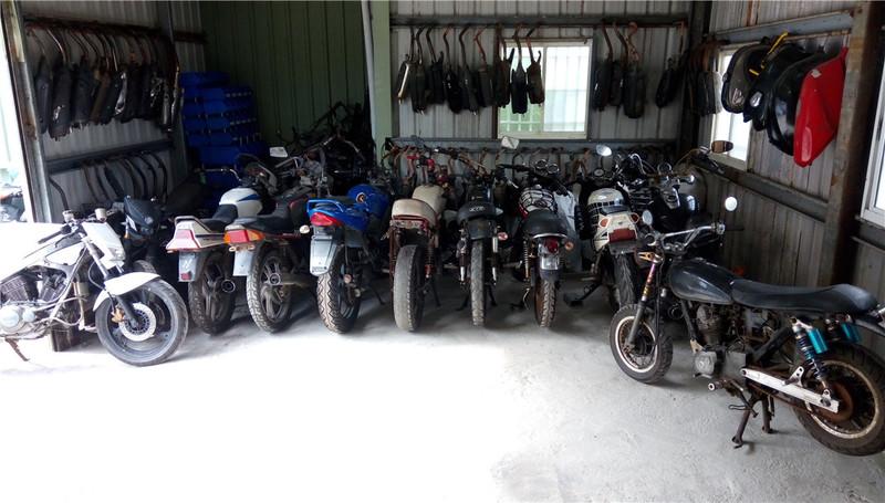 達成拍賣 FZ FZ2 FZR 零件車 電盤 離合器 鋁圈 引擎白鐵螺絲 啟動盤 後碟煞 總成 搖臂 面罩 鏈條蓋 側蓋 | 露天市集 | 全 ...