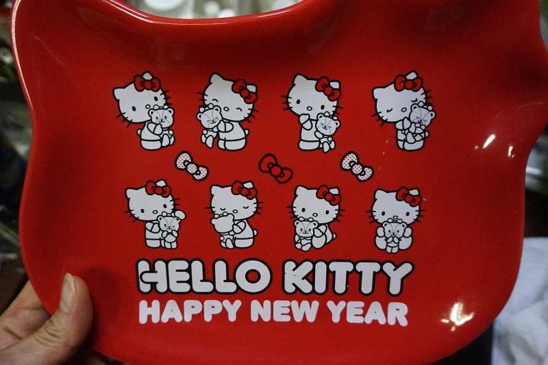 7-11優雅時光 三麗歐Hello Kitty經典頭型大陶瓷盤 紅色特別版 含運250