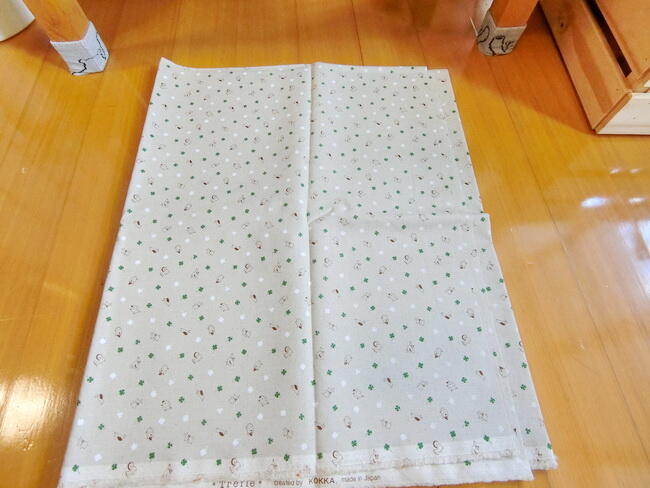 (((出清布櫃,拼布材料))~全新品日本製胚布小動物手作布料3呎裝