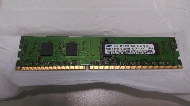 Samsung M393B2873DZ1-CH9Q1 1GB DDR3 伺服器 RAM