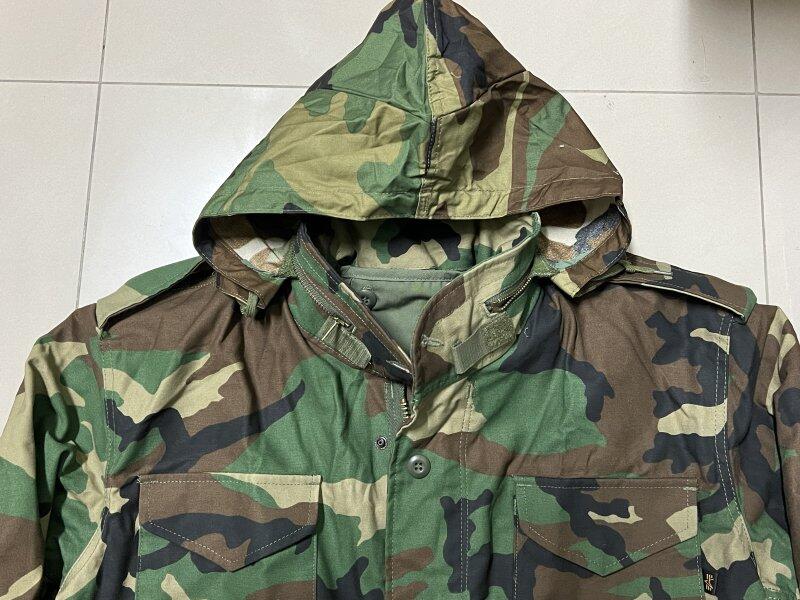 美軍公發ALPHA叢林迷彩M65野戰外套(現貨含內裡S-L)另有賣美軍,德軍品裝備BDU迷彩服.飛行夾克.頭盔戰鬥服布章 | 露天市集 | 全 ...