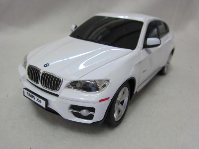 1:24(1/24)全新BMW寶馬X6休旅車白色擬真烤漆原廠授權遙控車(RASTAR瑪琍歐公司貨)
