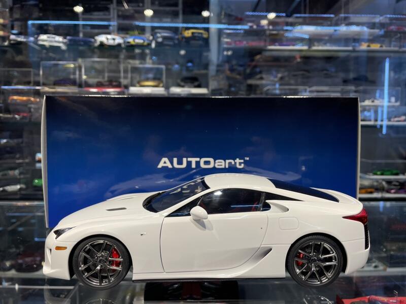 吉華科技@ 1/18 AutoArt 78850 LEXUS LFA (WHITEST WHITE) | 露天市集