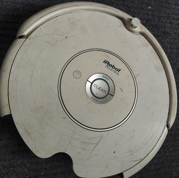 二手iRobot Roomba 531 掃地機器人(上電有反應但無法運轉當測試報帳零件品