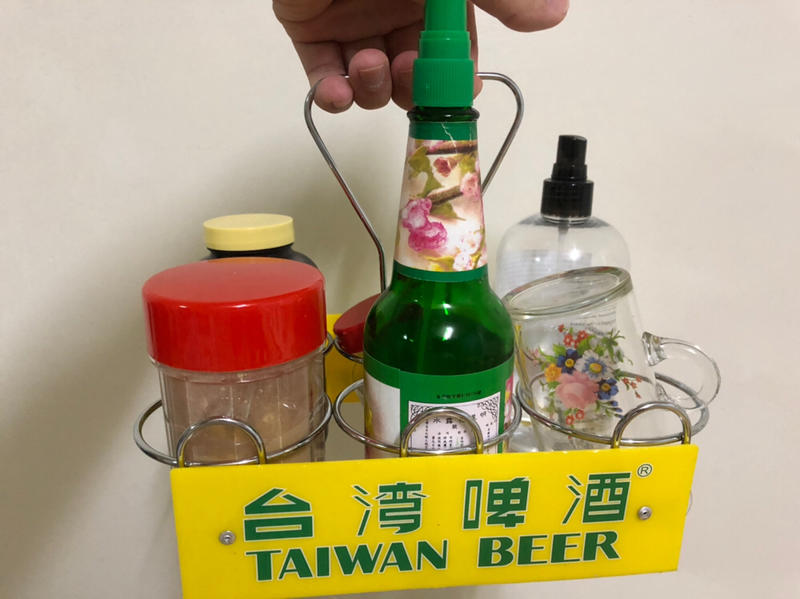 「寶貝對不起」多肉植物 花架 筆筒 置物架 文創 創意 飲料置杯架 台啤 台灣啤酒