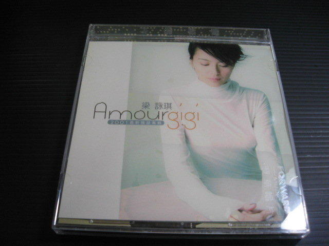 梁詠琪 GIGI - AMOUR - 2001年華語專輯 ...免運費... ^^
