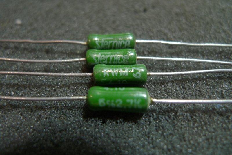 Sfernice RWM 4X10  2.7K 3W  功率電阻