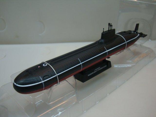 售完 蘇聯海軍潛艇 颱風 TYPHOON SSBN 比例 1/700 EASY MODEL 塑膠完成品 37325