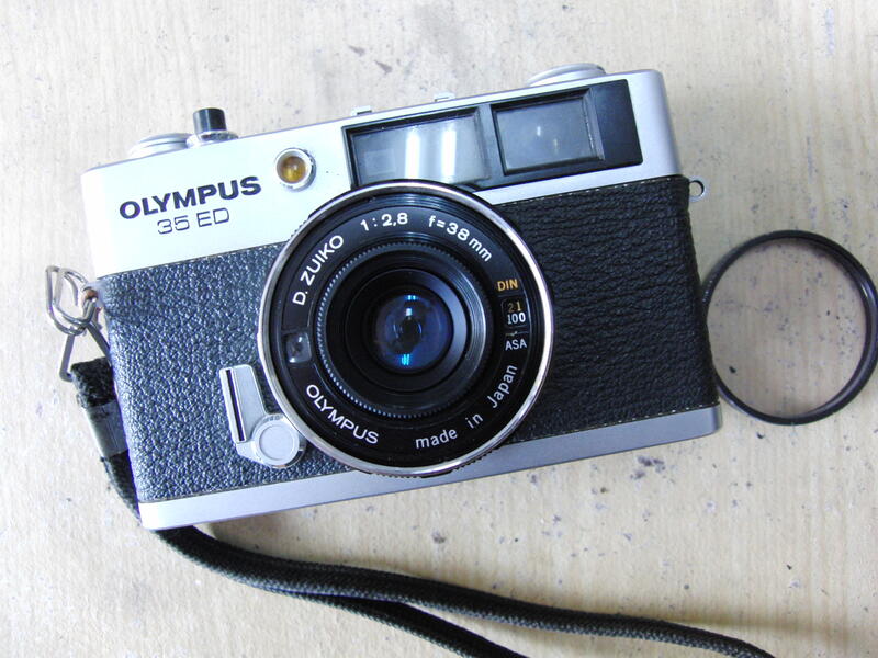 AB的店】美品經典OLYMPUS 35ED D.ZUIKO 38mm f2.8疊影對焦底片相機