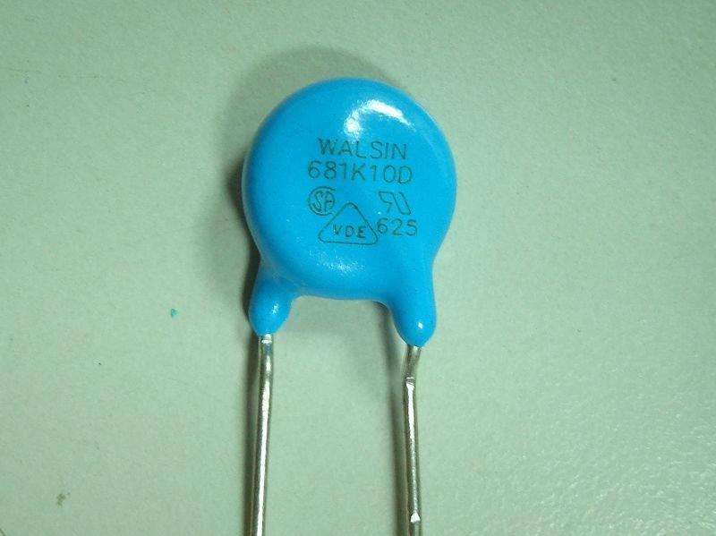 電の店 B280 VARISTOR 壓敏電阻(突波吸收器) WALSIN 華新科 SR681K10D 680VDC ±10 D10x5mm