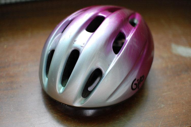 超便宜 GIRO 自行車/單車 安全帽 size:L