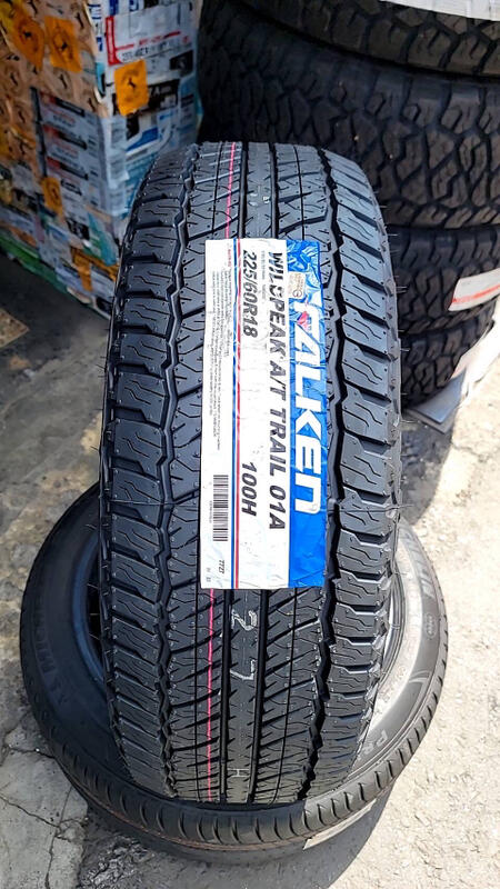 FALKEN「WILDPEAK A/T TRAIL 01A 分厚く 225/60R18 100H