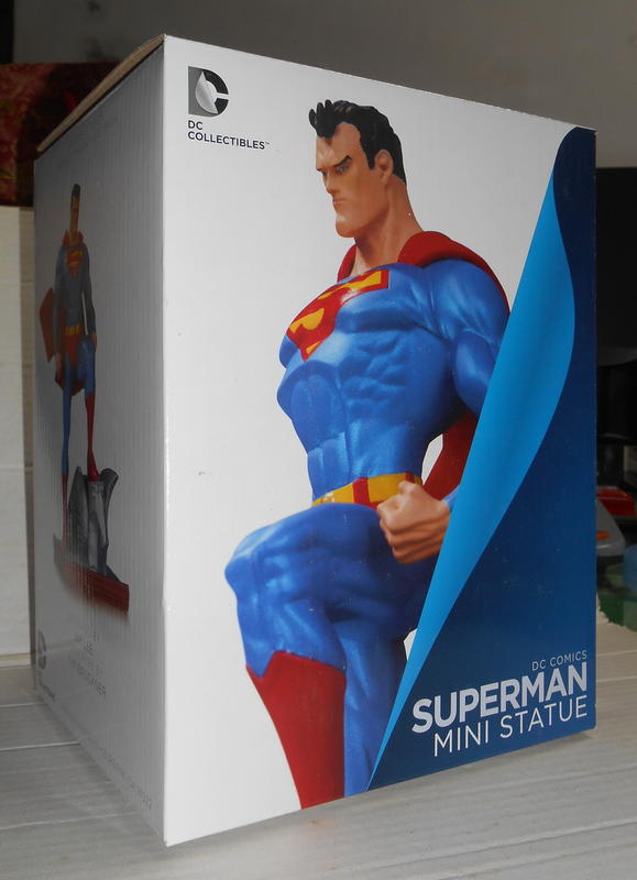DC Collectibles Jim Lee Superman 超人雕像 (小尺寸)