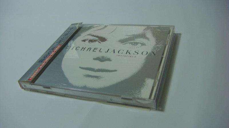 激安 便宜賣 麥可傑克森 Michael Jackson Invincible 專輯 CD 附側標二手