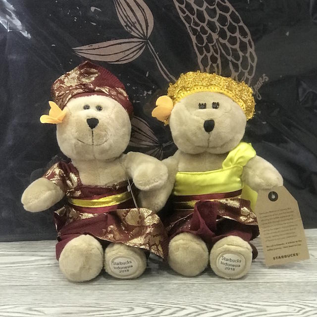 Starbucks 星巴克熊寶寶：2019年印尼Bali巴里島 峇巴島傳統服飾男女熊寶寶一對-全新品現貨