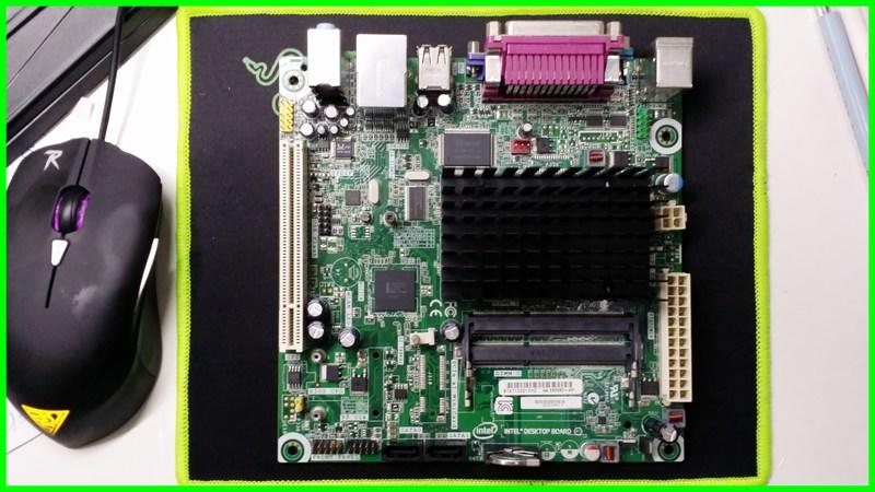 Intel 主板 D425KT, Atom D425 NM10 Express Chipset Mini-ITX 可參考