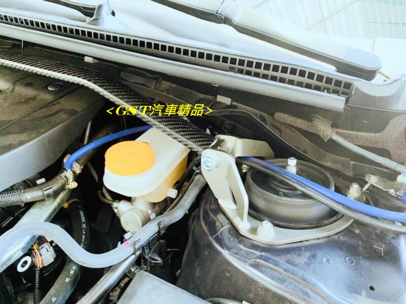 日本進口CUSCO日製原廠正品SUBARU Levorg碳纖維卡夢版引擎室拉桿 $6500