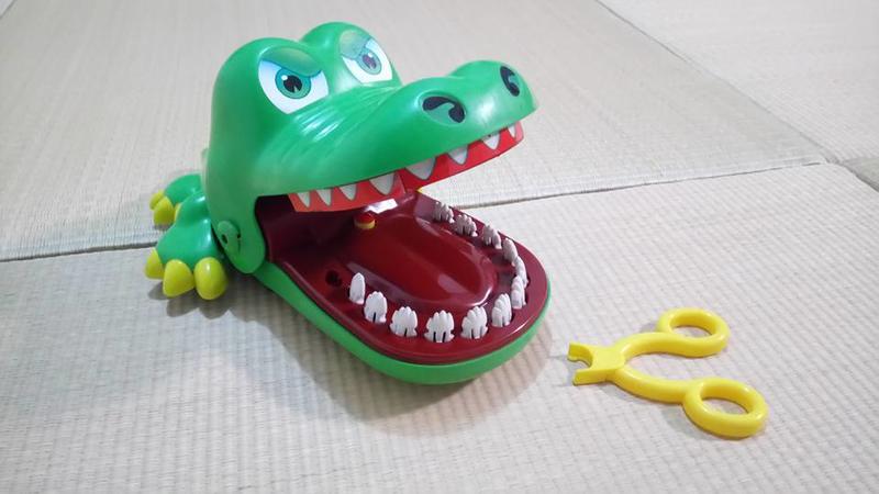 鱷魚拔牙遊戲機