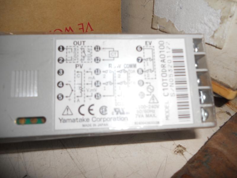日本 Yamatake 溫度控制 器 SDC10 C10T0DRA0100 (H1)