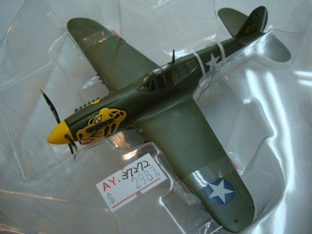 模王精品--EASY MODEL--1/72成品飛機--P-40E "Tomahawk"No.37272