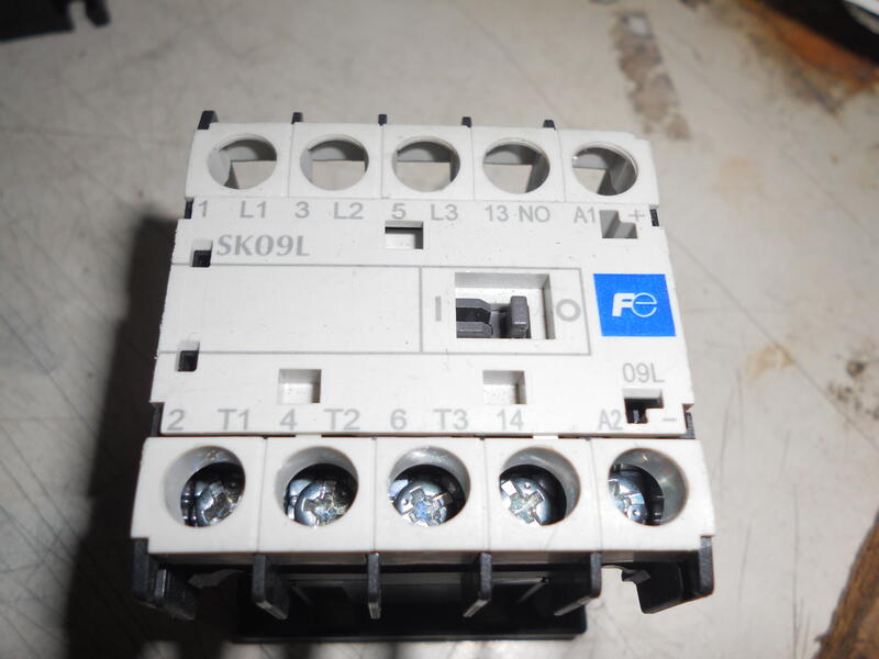 日本 FUJI 直流 電磁接觸器 DC24V SK09L 1NO (D1) | 露天市集 | 全台最大的網路購物市集