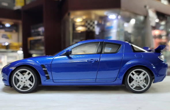 【限定版】Mazda RX-8 X-MEN 2 AUTOart 1:18 1/18 scale MAZDA RX-8 X-Men car AUTOart Performance x-Men 2