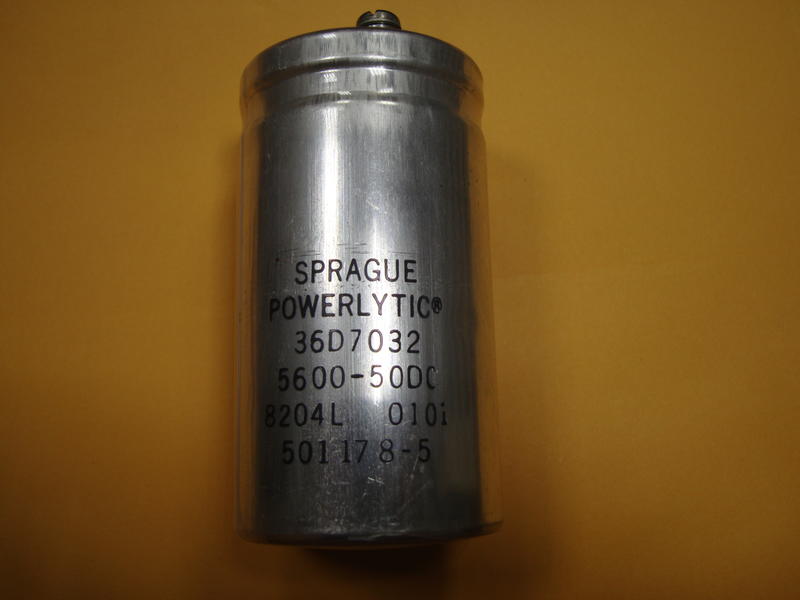 SPRAGUE .5600uf / 50V 36D 電解電容1個