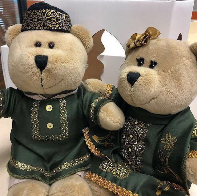 Starbucks 星巴克熊寶寶：2019年印尼爪哇傳統服飾男女熊寶寶一對-全新品現貨