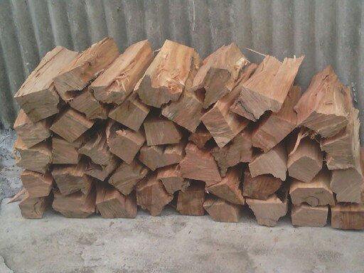 原木小徑 營火晚會裝飾.擺飾專用原木劈木柴 壁爐劈木柴。