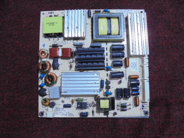 電源板 YIAPSA1067T ( SAMPO  EM-42VA18D ) 拆機良品