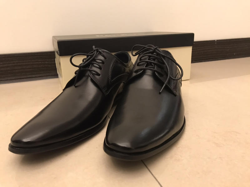 Plelutini 百貨公司專櫃買的小牛皮 皮鞋 EU40號 誠可議