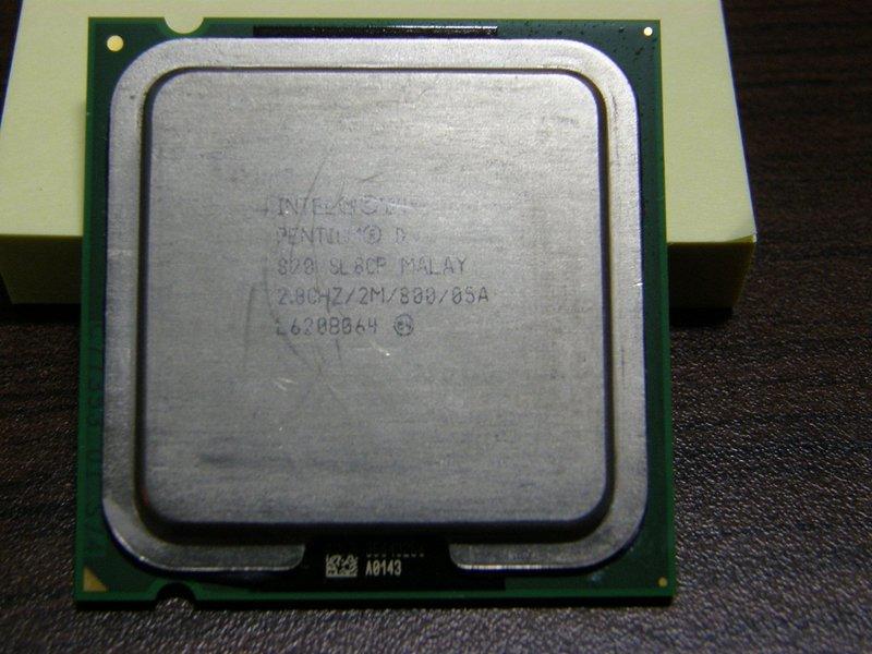 Intel Pentium D 雙核心 CPU