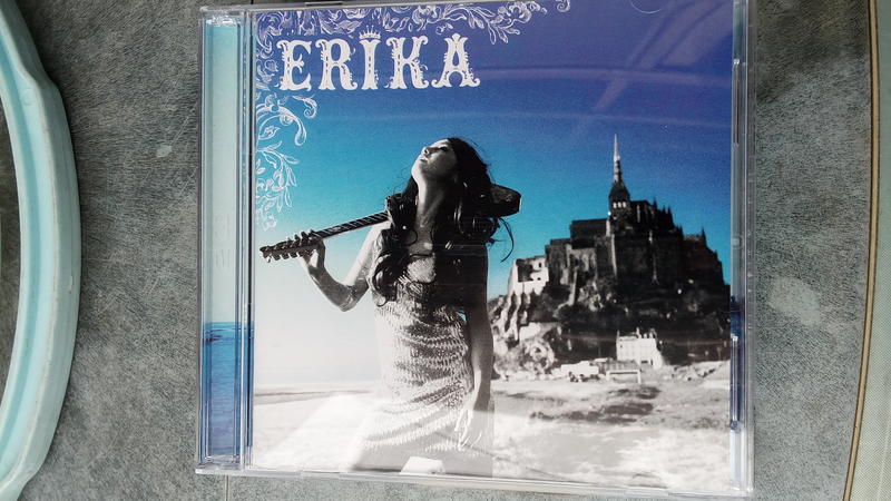 ERIKA FREE 音樂CD和DVD