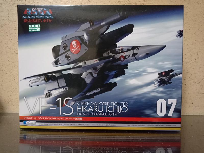 正版 現貨 1/100 WAVE 超時空要塞  馬克羅斯 VF-1S 打擊型女武神式戰機  主角一條輝座機