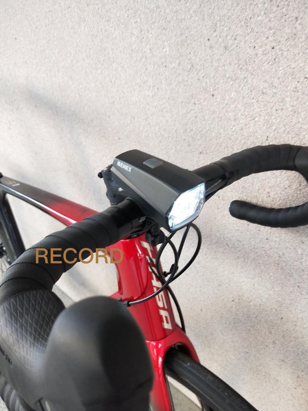 紀錄單車 BENEX 智能自行車前燈 USB充電 調節亮度 自動開關 日行燈 光線、速度、方向感應 ET-3181-S