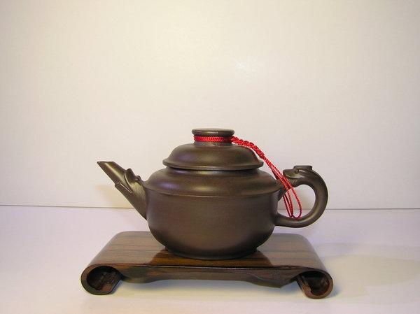 【兩隻老虎在賣（茶．壺）】精選茶壺~【龍式壺 老人茶壺 陶土茶壺】~《黑色》~容量︰150cc