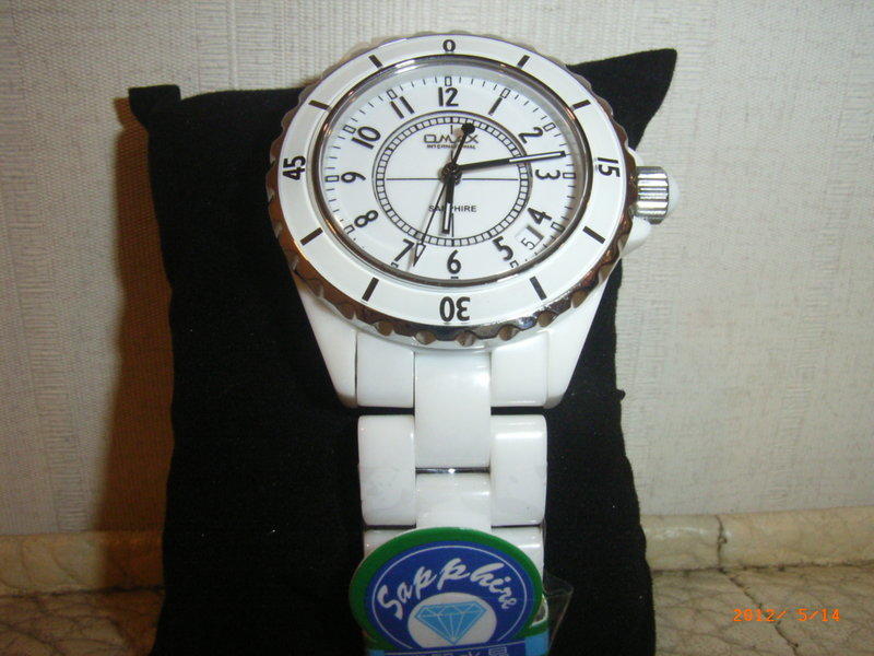 [黎黎屋]OMAX全陶瓷水晶玻璃防水手錶