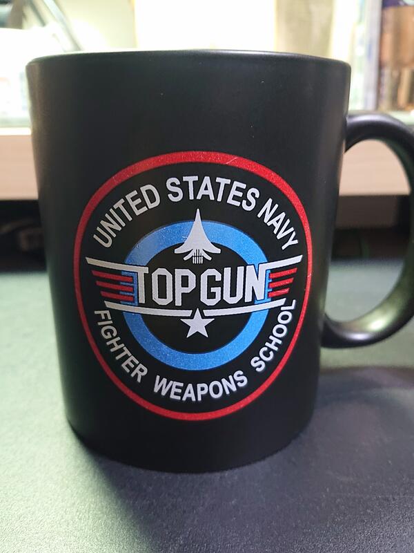 純擺飾未使用 TOPGUN 悍衛戰士 馬克杯 MAVERICK 咖啡杯 UNITED STATES NAVY 海軍假想敵