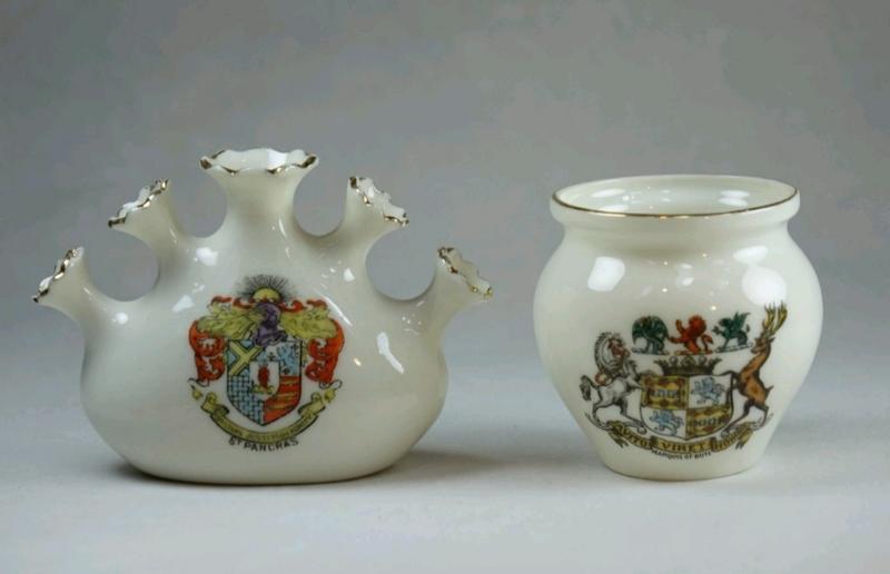 英國 W.H.GOSS/PREMIER 古董手繪薄胚小瓷器 2 件