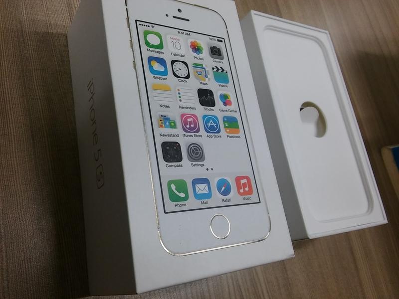 蘋果Apple iphone 5S gold 16GB 白色包裝盒(只有包材，沒手機)約8成新