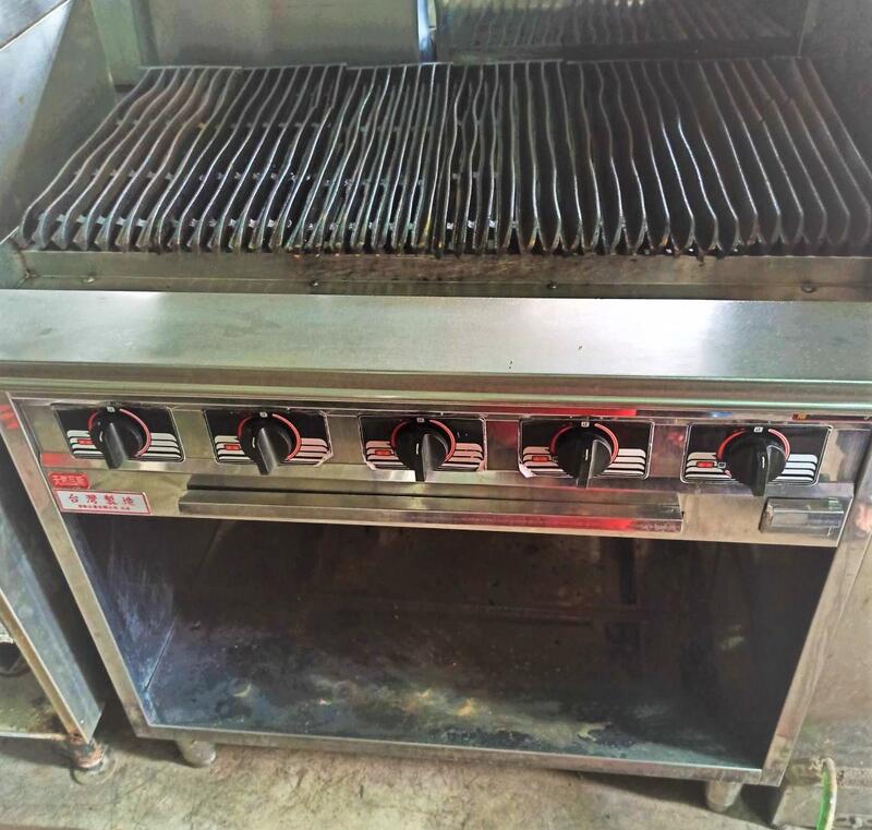 『詮鍊餐飲設備』 中古【美式碳烤爐】落地型 烤爐 碳烤爐