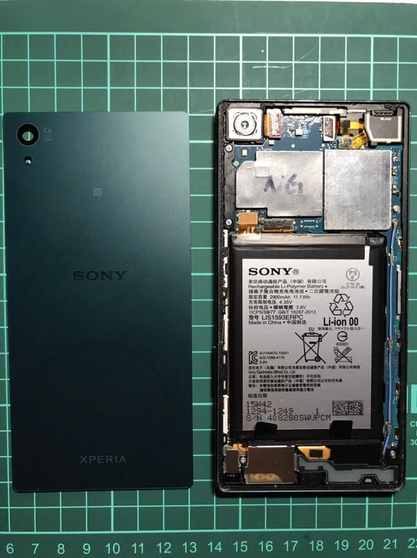Sony Z5 E6653零件機 殺肉機 螺絲*1