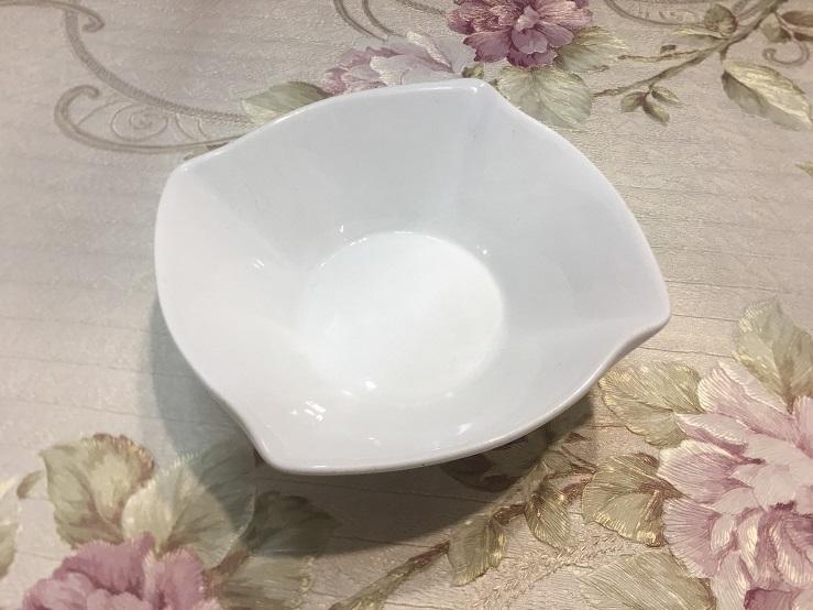 瓷器 陶瓷 裝飾盤 點心盤 造型盤 糖果盤 菜盤 沙拉盤 盤子 碗 裝飾碗 點心碗 造型碗 糖果碗 菜碗 沙拉碗
