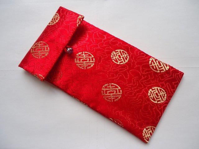 ㄚ嬌手作◎中國風直式紅包袋~綢緞布料搭配玫瑰花圓珠