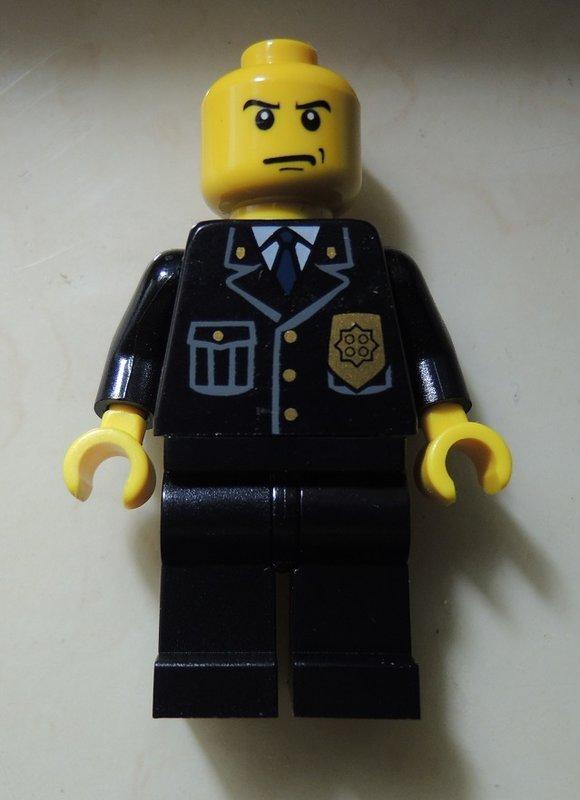 【玩具星球】 LEGO 樂高  城市系列 SWAT 警察 人偶 5 隻 身體 人頭  腳 