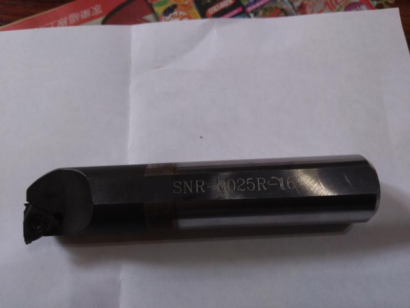 SNR-0025R-16內徑牙刀架