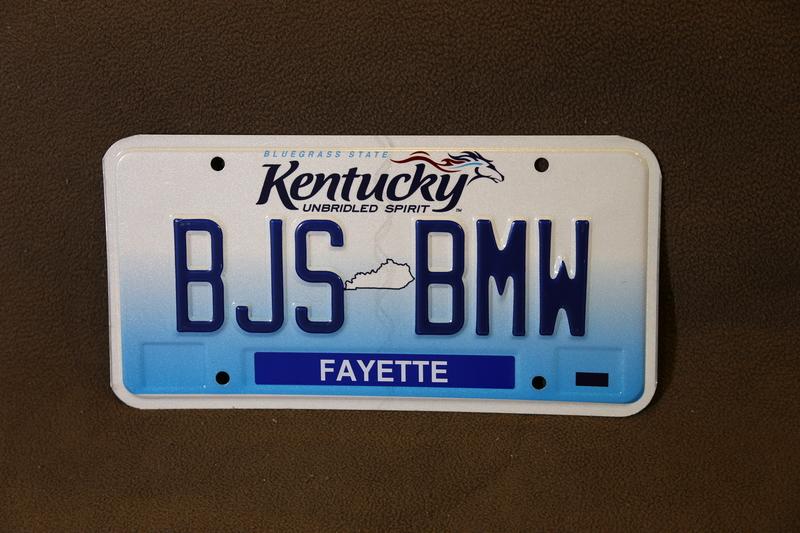 美國車牌 肯塔基 Kentucky 趣味號 不解釋 BJS BMW 一張