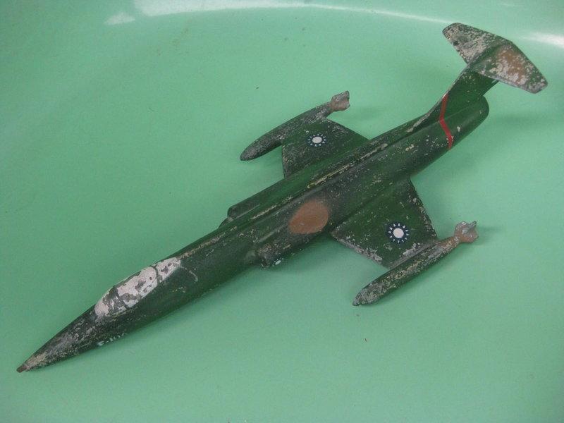 早期F-104迷彩版金屬模型飛機