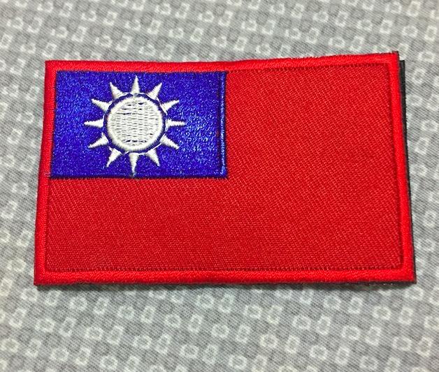 [雪狼戶外]<A050>中華民國 國旗臂章(8x5) 含魔鬼氈 台灣 國軍 刺繡臂章
